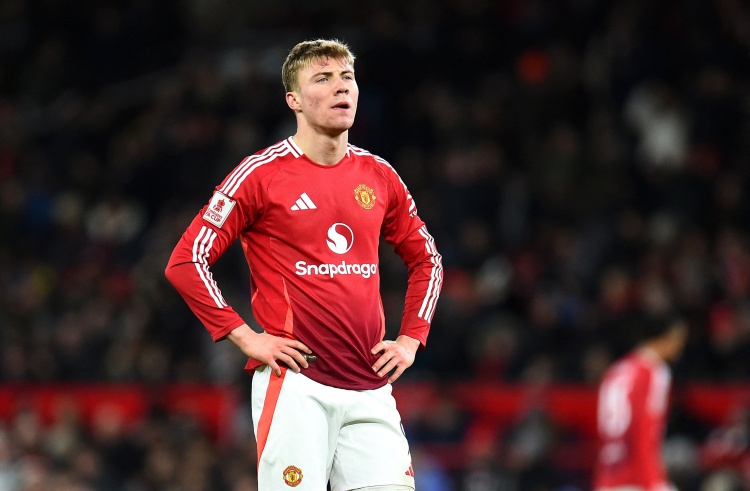 火狐电竞官方网站-邮报：富勒姆也有意霍伊伦，但报价前需要确认球员是否有意愿加盟