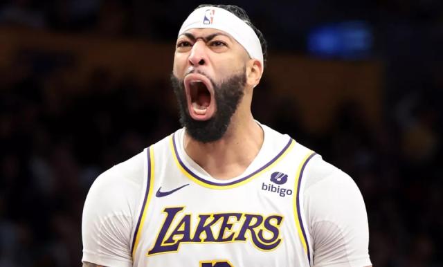 火狐电竞平台-27分25板7抢断3封盖 浓眉怪物级数据历史独此一家