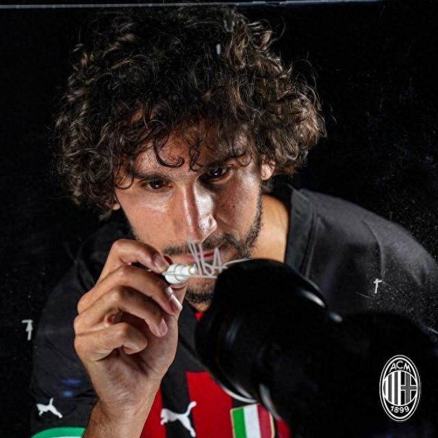 意媒：莫斯科斯巴达1800万欧求购阿德利，米兰接受但还需球员同意